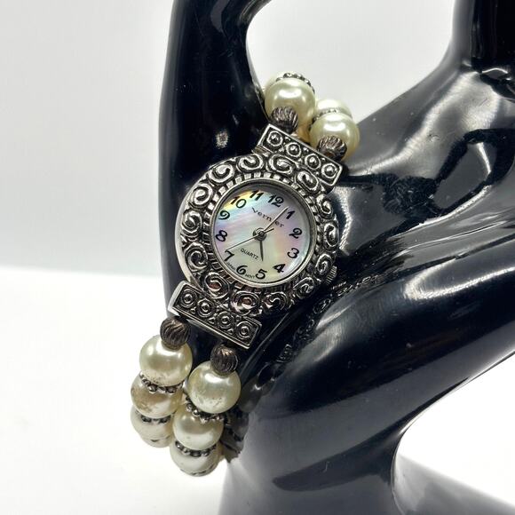 Stunning Silver Pearl Vernier Watch - Picture 1 of 3